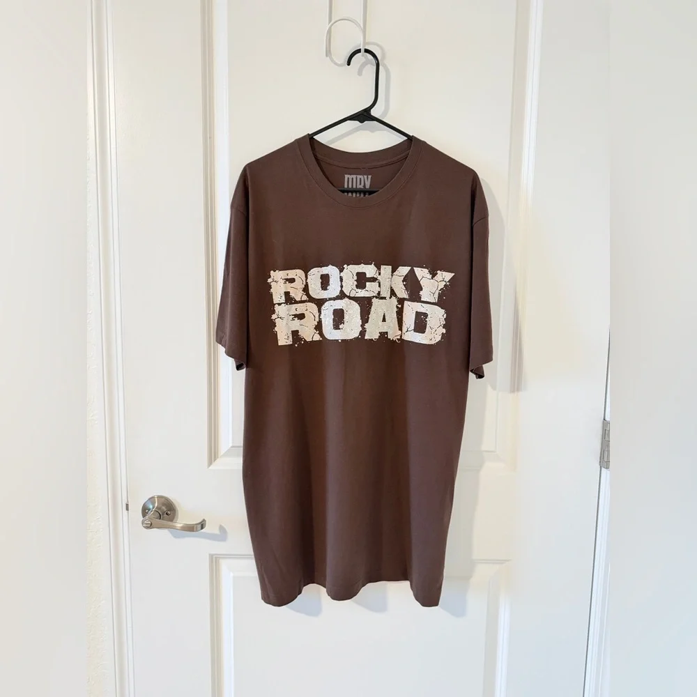 New! Moneybagg Yo Rocky Road Brown Graphic Tee 2XL NWOT Soft Distressed Logo